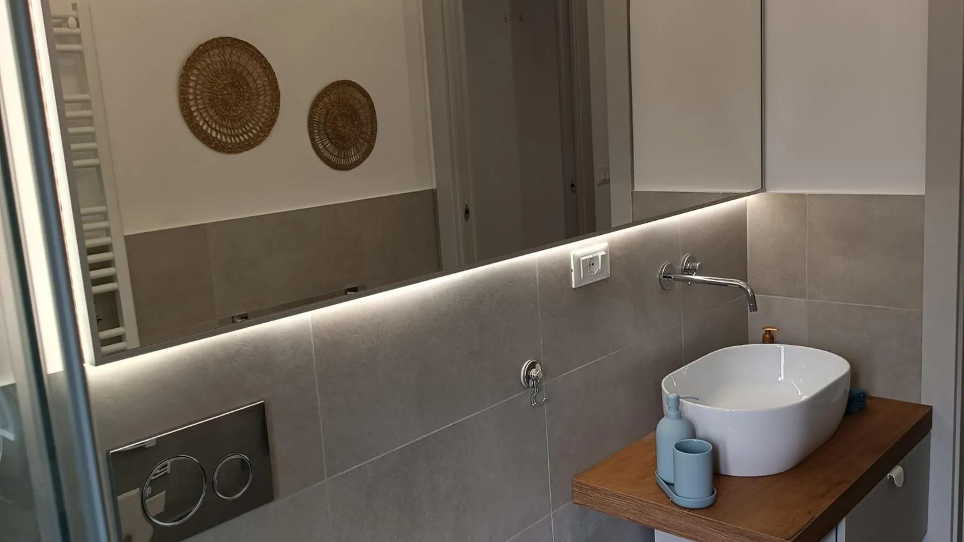 Onda D'Oro Apartment Finale Ligure 0*,